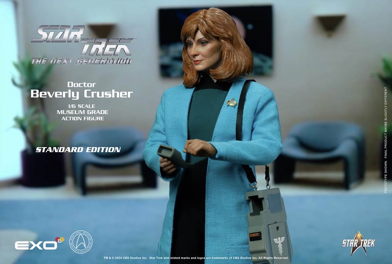 Dr. Beverly Crusher Standard Version - Star Trek: The Next Generation - EXO-6 1/6 Scale Figure