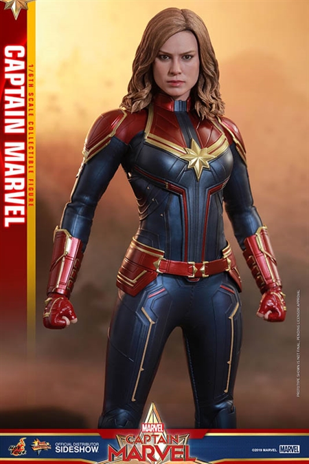 action figure marvel hot toys