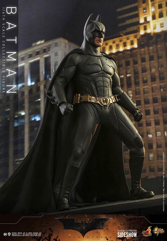 Batman - Batman Begins - Hot Toys 1/6 Scale Figure