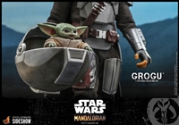 Grogu - Star Wars: The Mandalorian - Hot Toys TMS 043 1/6 Scale Figure