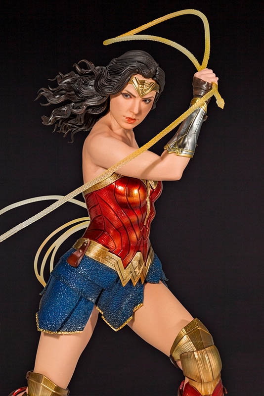 Wonder Woman (1984) - DC Comics - Kotobukiya 1/6 Scale Statue