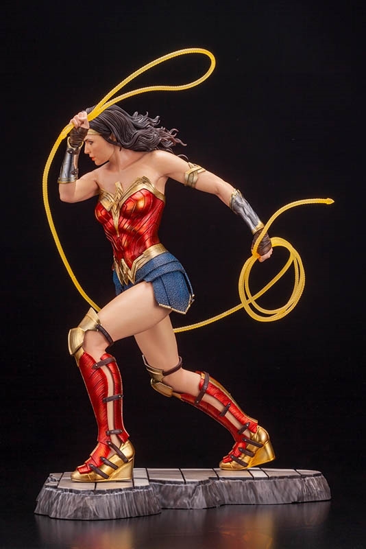 Wonder Woman (1984) - DC Comics - Kotobukiya 1/6 Scale Statue