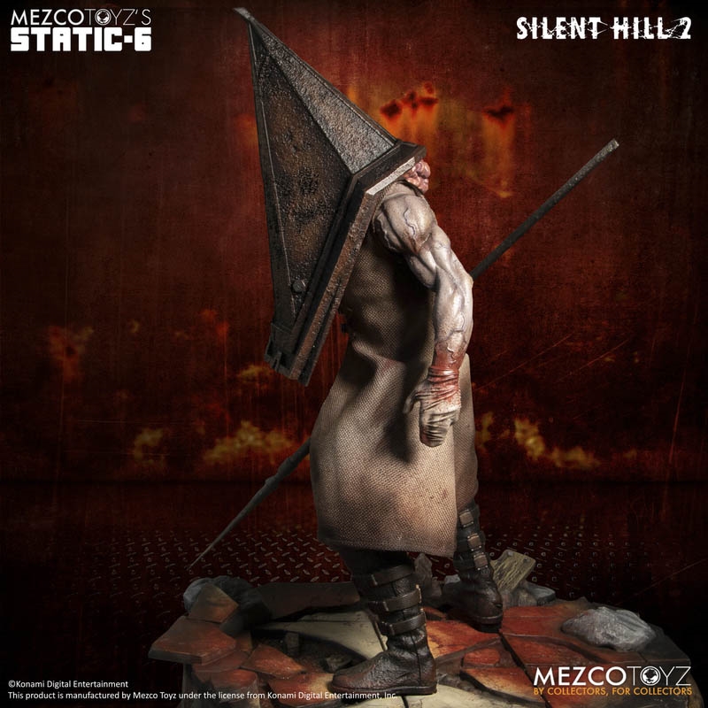 Silent Hill Pyramid Head Figure  Action Figure Silent Hill 2