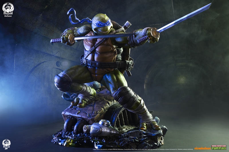 Leonardo Deluxe Edition - TMNT - PCS 1/3 Scale Statue