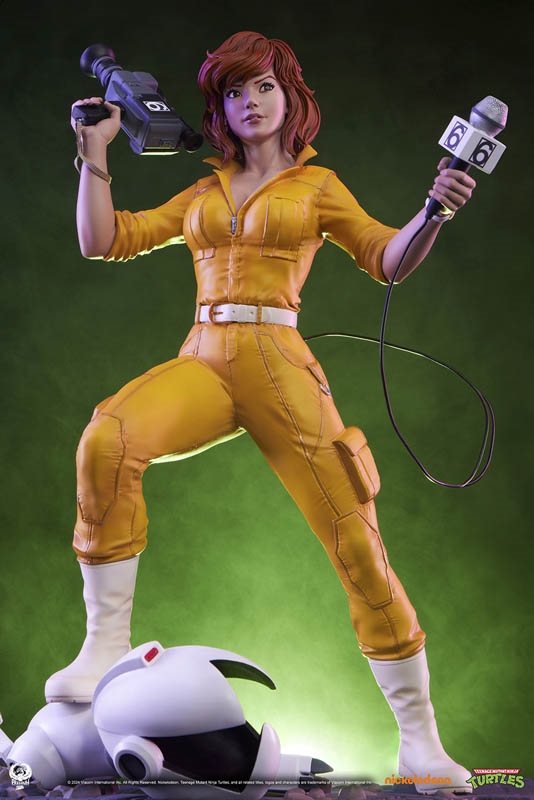 April O’Neil - Teenage Mutant Ninja Turtles - PCS 1/4 Scale Statue