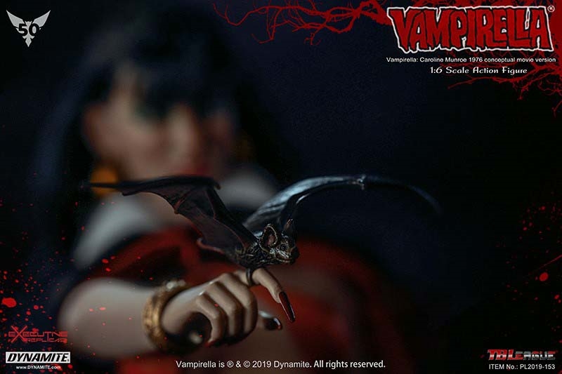 Vampirella - Caroline Munro 50th Anniversary Edition Exclusive