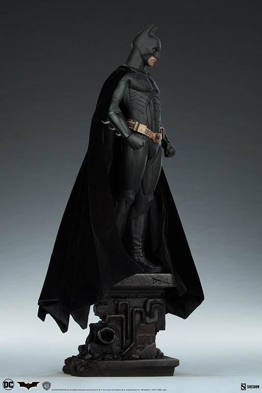 Batman - Batman Begins - Sideshow Premium Format Figure