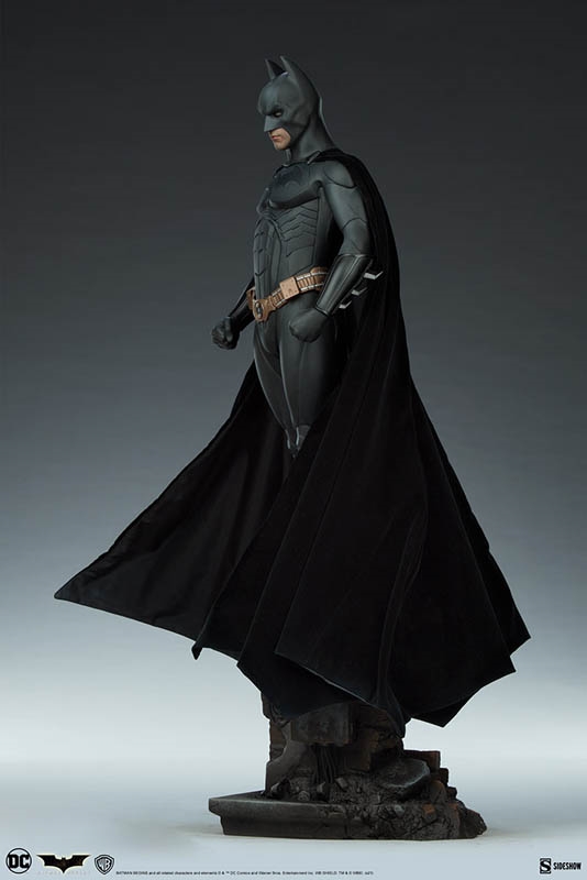 Batman - Batman Begins - Sideshow Premium Format Figure