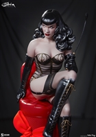 Bettie Page: Love Hurts - Sideshow Statue