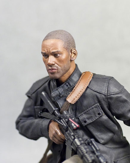 Subway Survivor Limited Edition 1/6 Figure with German Shepherd