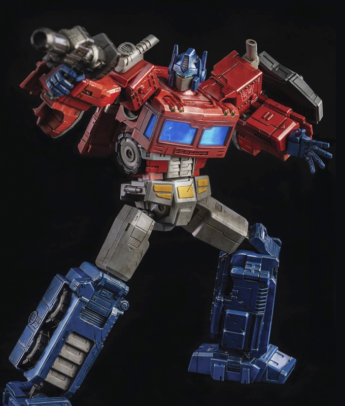 Optimus Prime DLX - Transformers - threezero DLX Collectible Figure